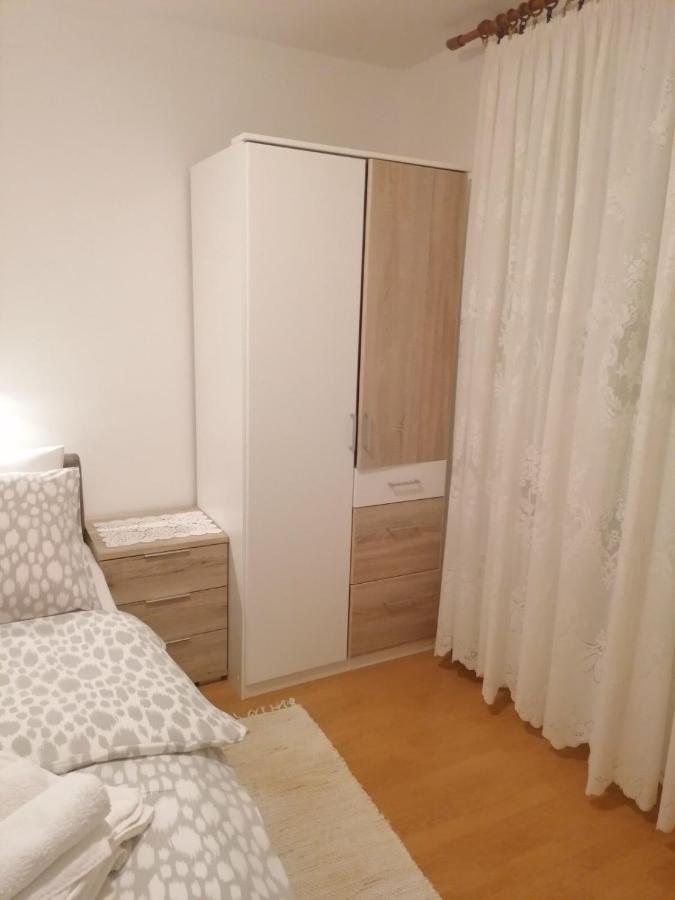 Apartments Cubranic Baska  Bagian luar foto