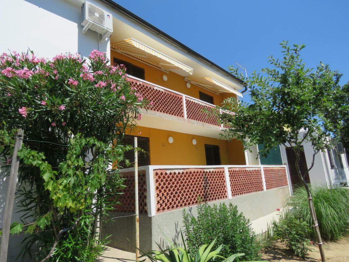 Apartments Cubranic Baska  Bagian luar foto